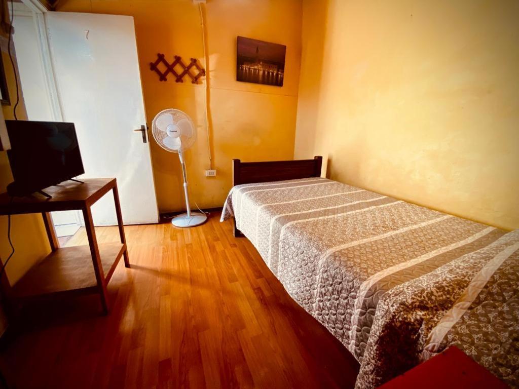 לינה וארוחת בוקר לוס אנדס Residencial Italiana מראה חיצוני תמונה