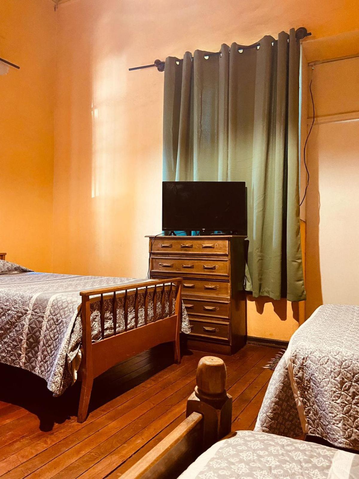 לינה וארוחת בוקר לוס אנדס Residencial Italiana מראה חיצוני תמונה